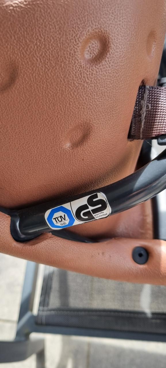 Zo goed als nieuw YEPP fietsstoeltje achter.