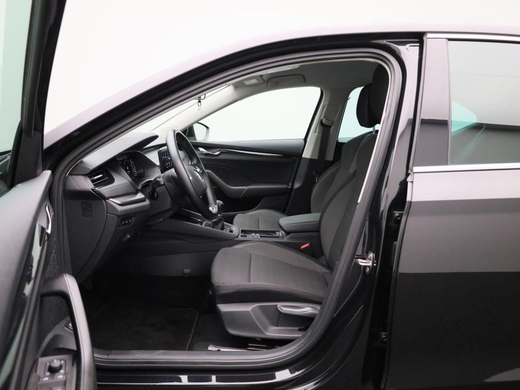 Skoda Octavia 1.0 tsi business edition | apple carplay / android auto | nav