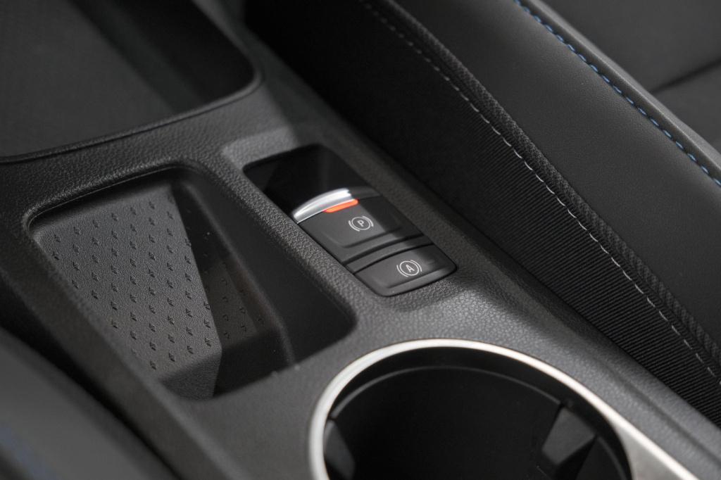 Renault Captur 1.8 e-tech full hybrid 160 esprit alpine | rondom camerazich