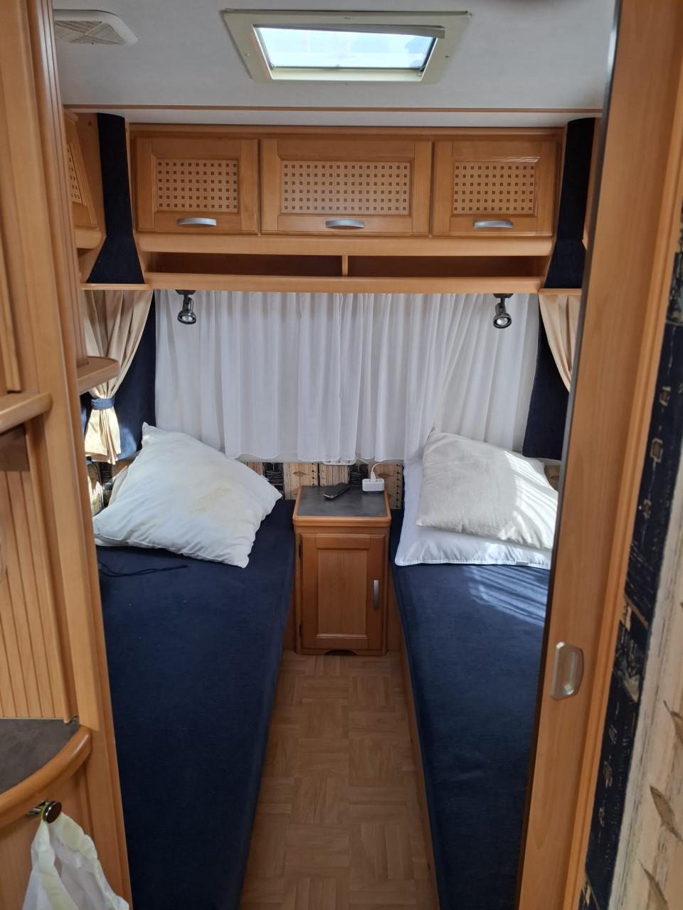 LMC 510 dominant caravan