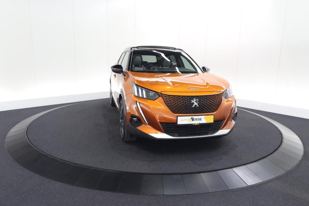 Peugeot E-2008 ev gt pack 50 kwh | 92,6% soh | panoramadak | adaptieve crui