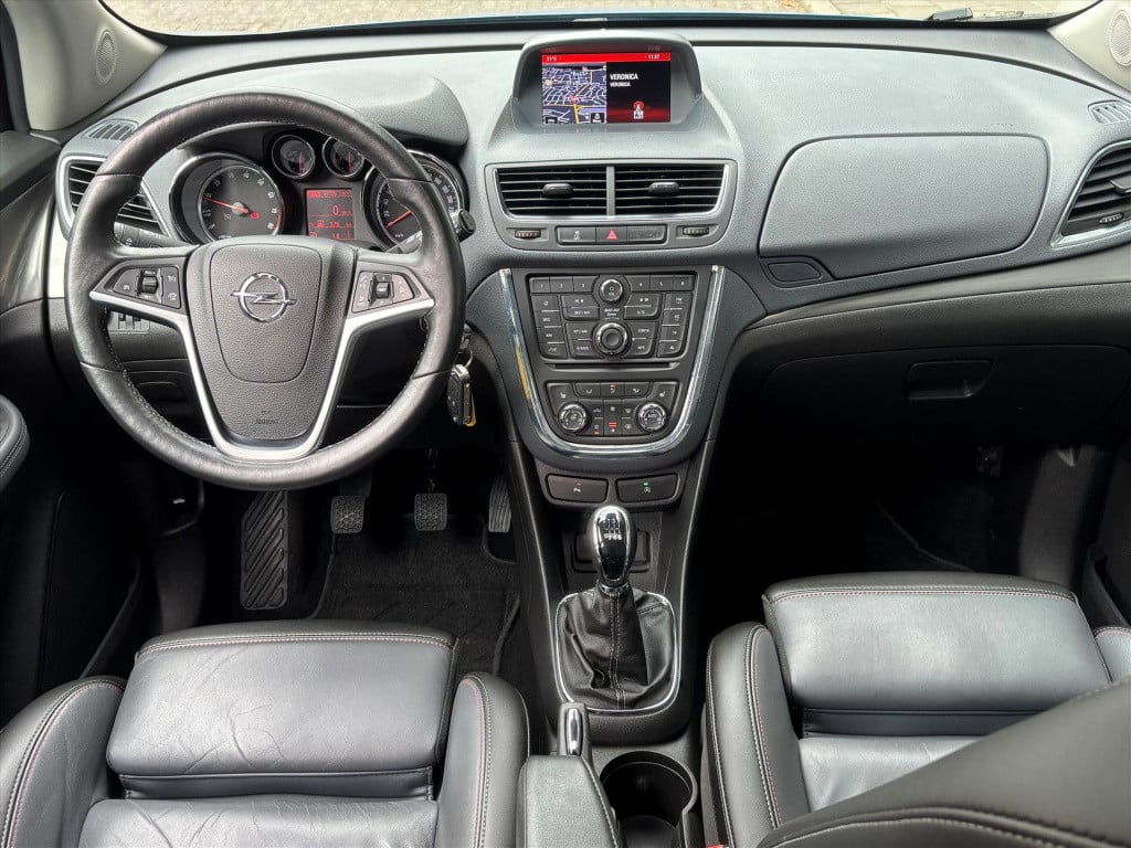 Opel Mokka 1.4 turbo 140pk cosmo| sunroof|trekhaak|leder| stoel-stuurverwar