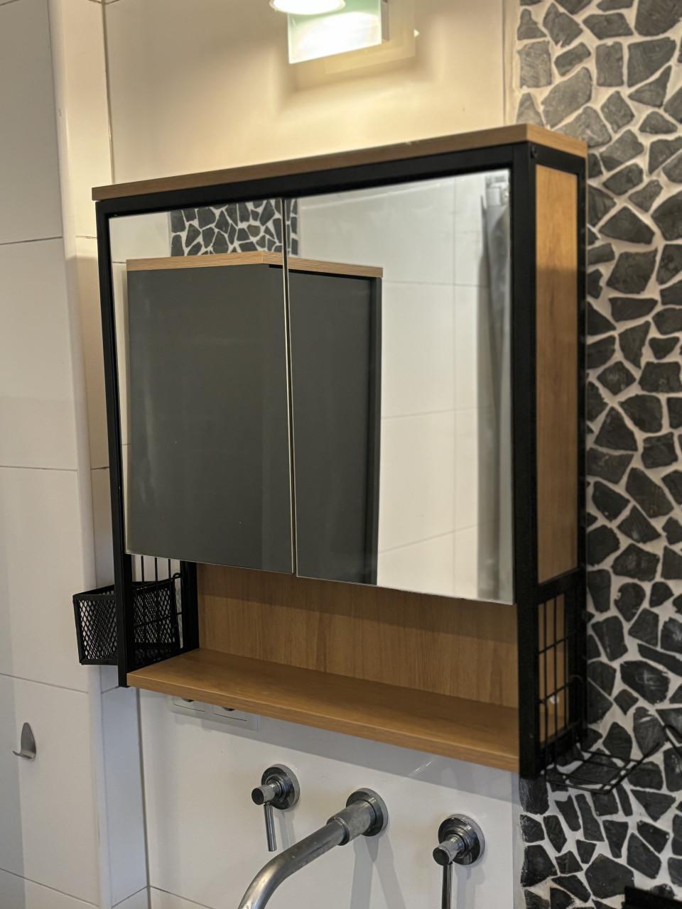 Badkamer spiegelkastje 2x