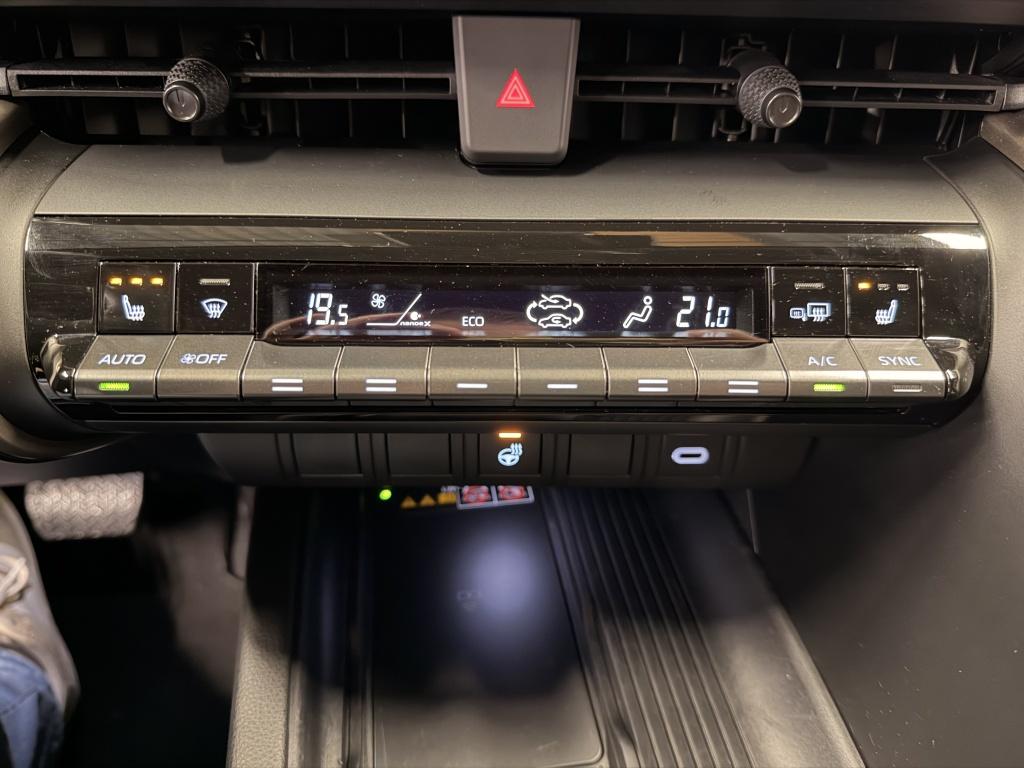 Toyota C-hr 2.0 phev 220 exec