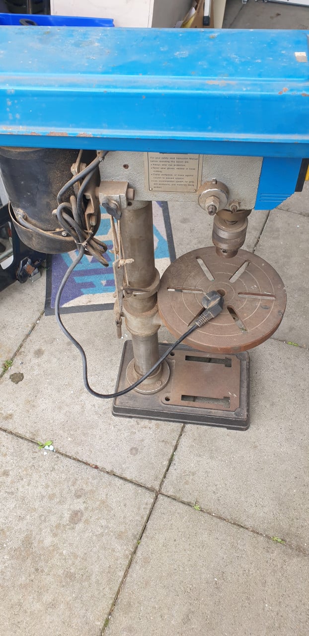 Te koop kolomboormachine scania