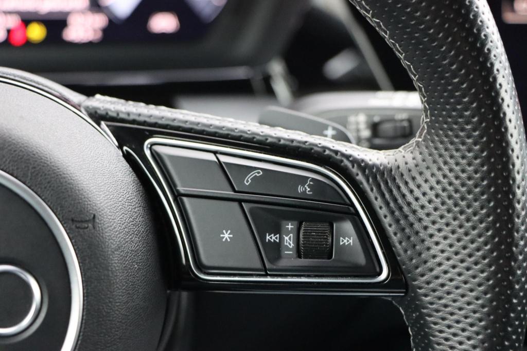 Audi A3 sportback 40 tfsi e s edition 204pk s-tronic