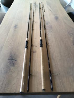 2 x nieuwe Feeder 11 feet van Korum