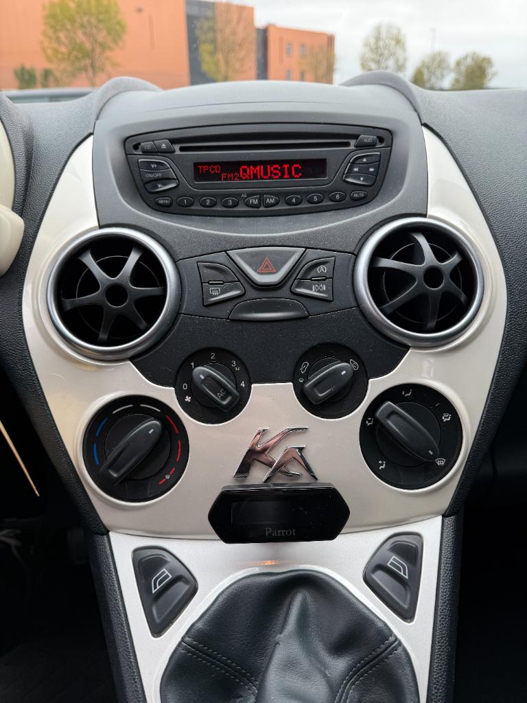 Ford KA 1.2 - titanium - airco