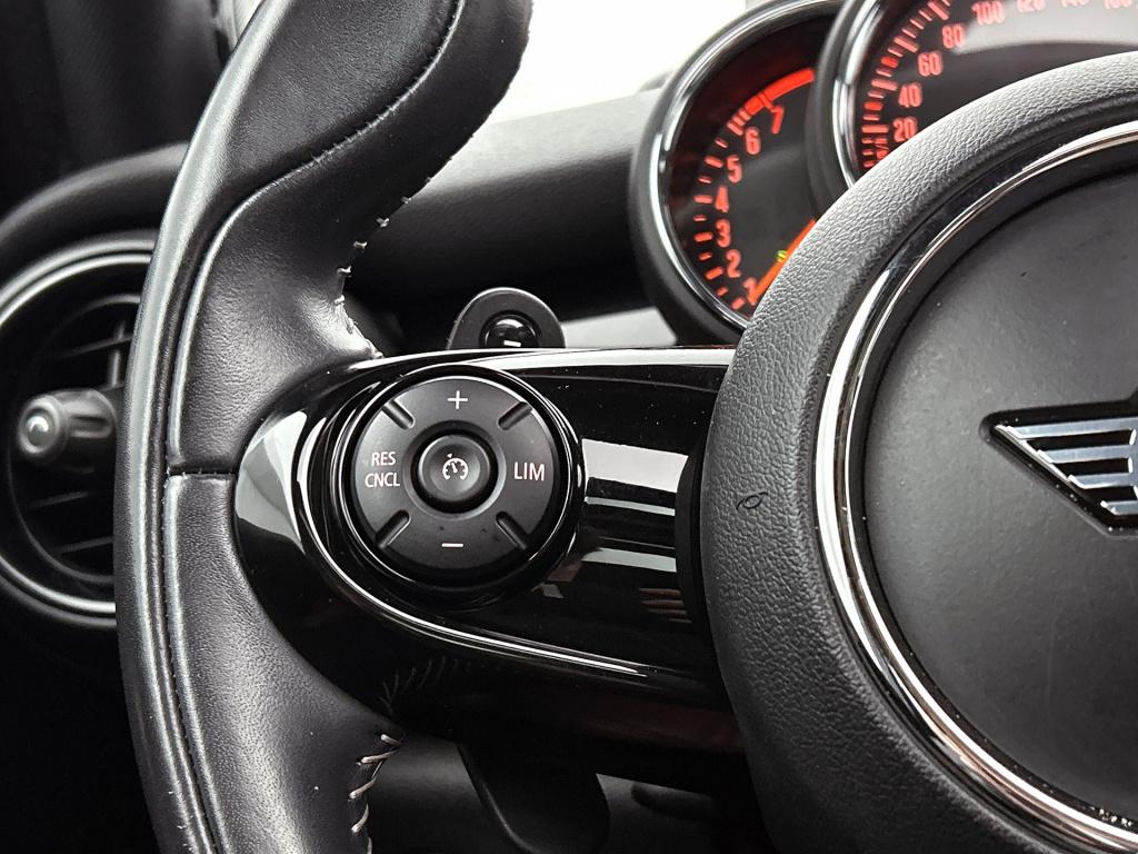 Mini Cooper mini 2.0 hammersmith | harman/kardon audio | schuidak | sfeerve
