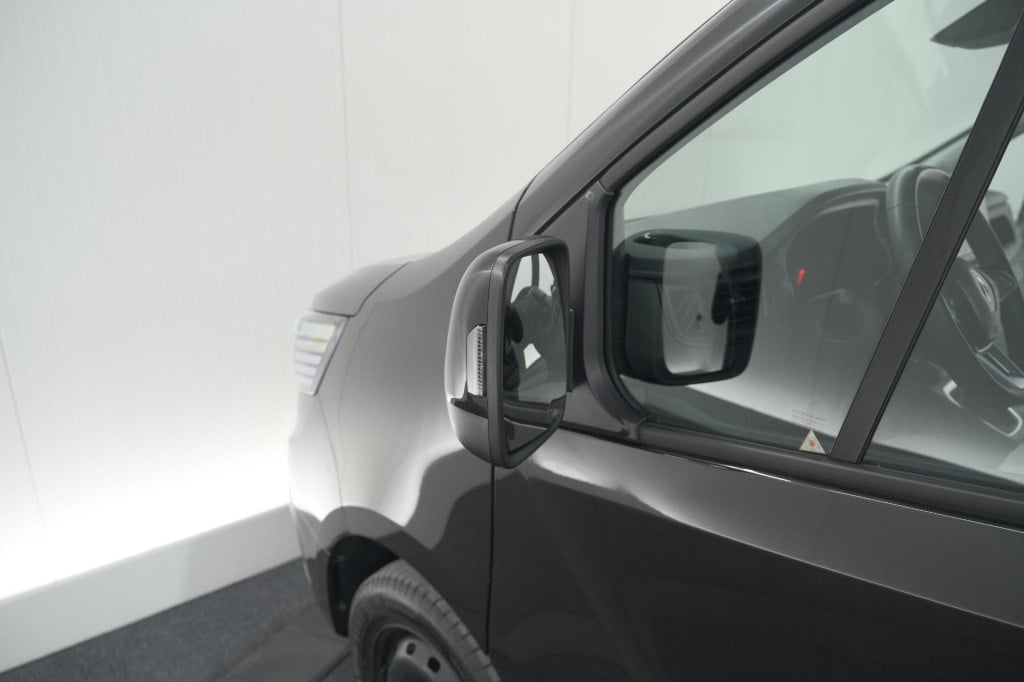 Renault Trafic 2.0 dci 130 t30 l2h1 work edition | navigatie | camera | par