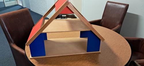 Poppenhuis, Speelhuis