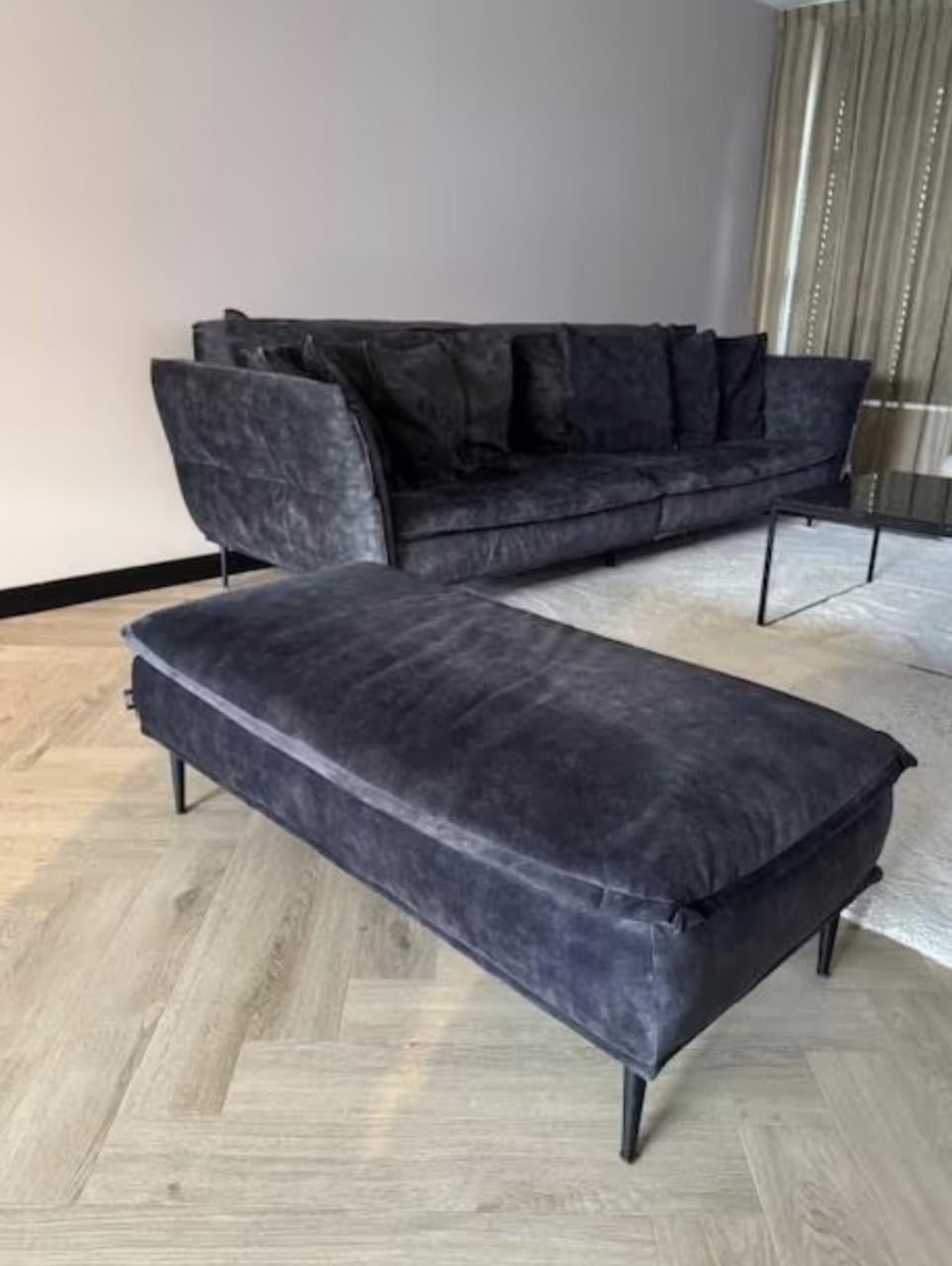 4-zitsbank Henders en Hazel Marseille