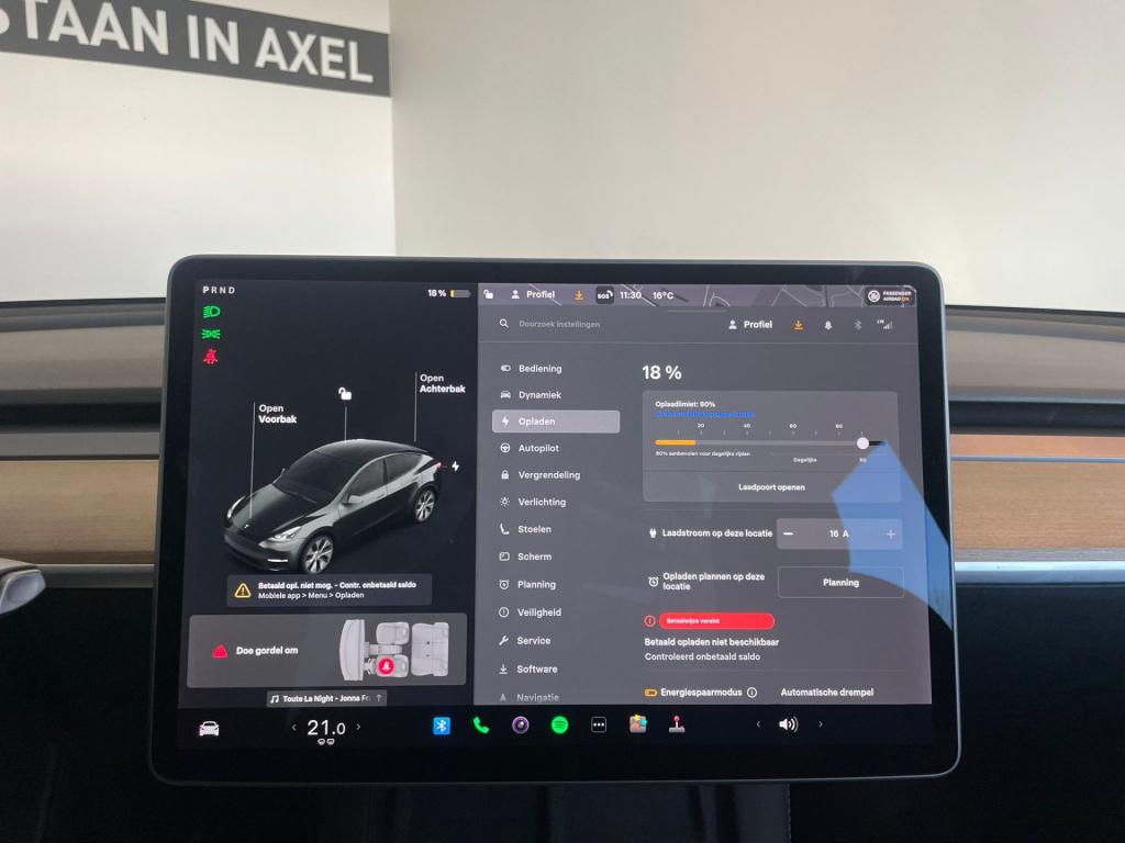 Tesla Model Y long range awd 75 kwh