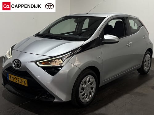 Toyota Aygo automaat 1.0 vvt-i x-play | airco | camera | lage km-stand |