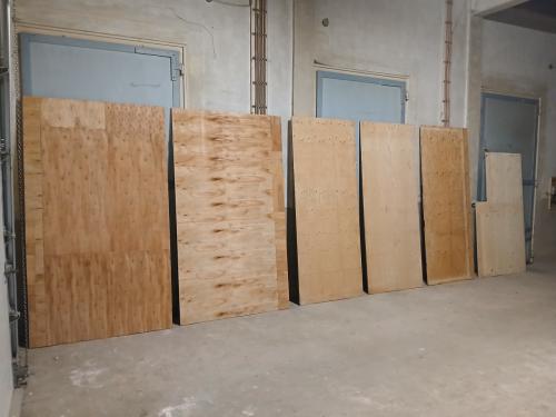6 houten platen underlayment 18mm dik.