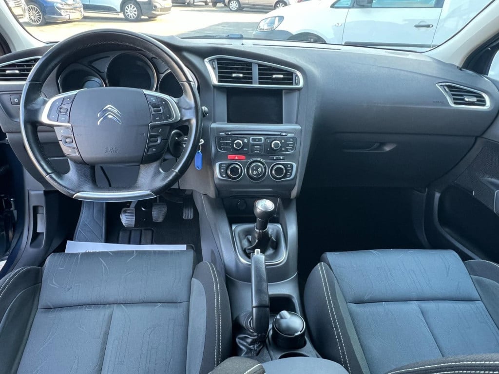 Citroen C4 1.6 vti collection, navi, trekhaak enz...