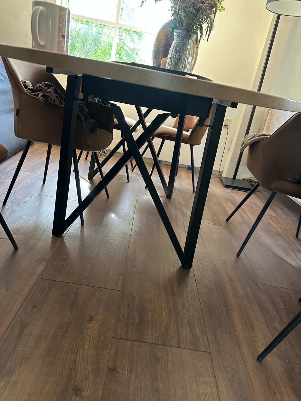 Ovale eettafel