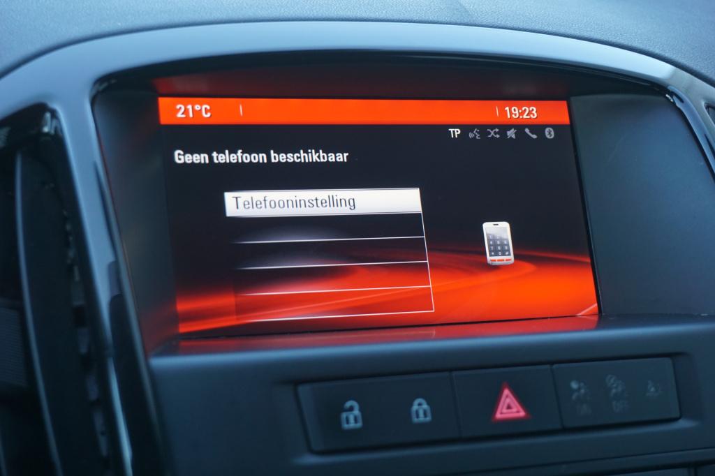 Opel Astra sports tourer 1.4 turbo sport + climate / navi / cruise / camera