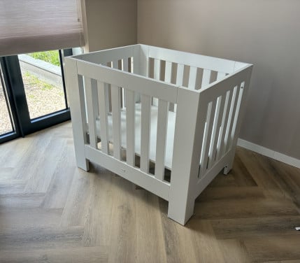 TWF baby box wit