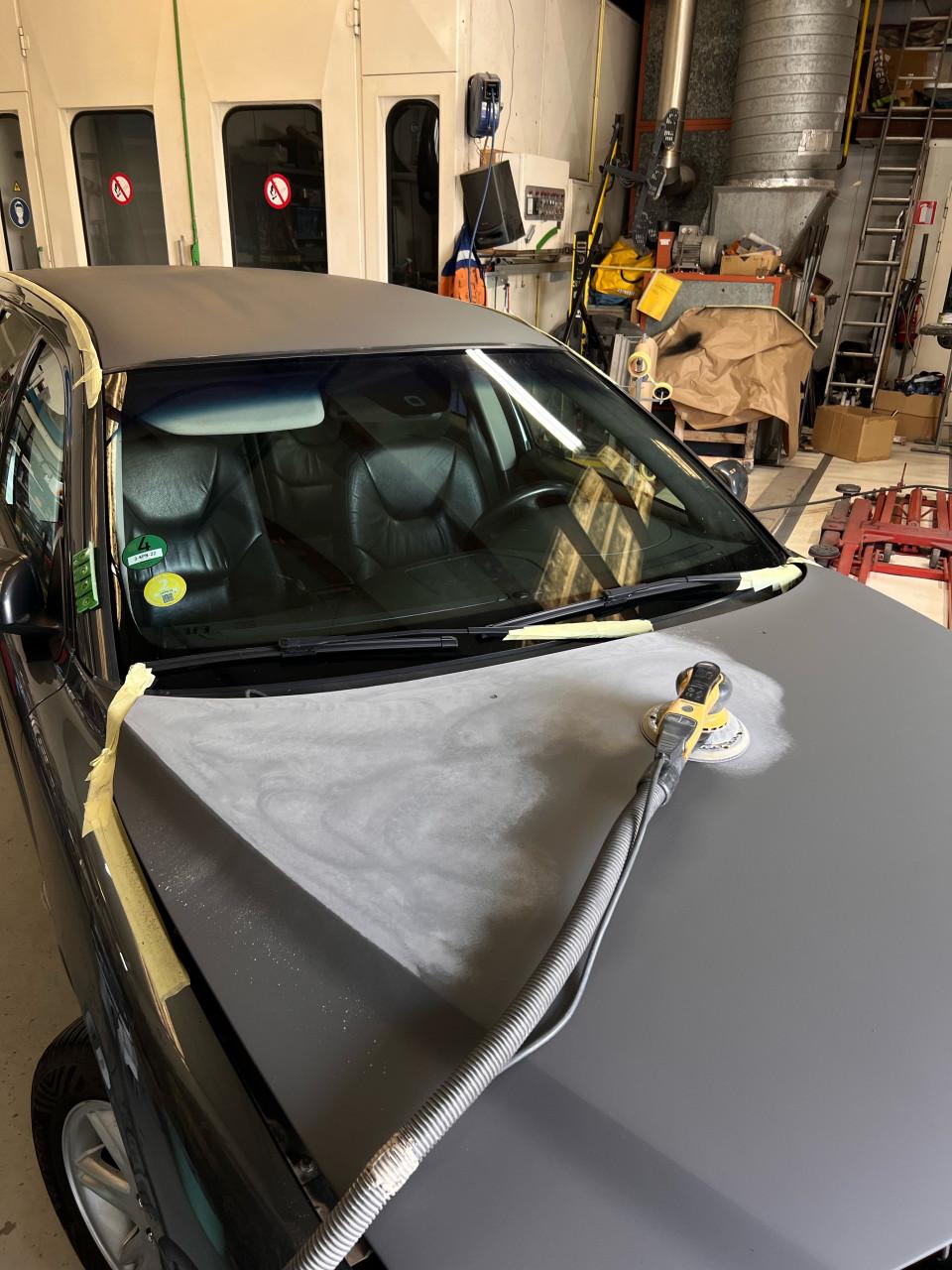 AUTO SCHADE /Restauratie /SPUITEN/LASSEN /POLIJSTEN AUTOSCHADE BEDRIJF