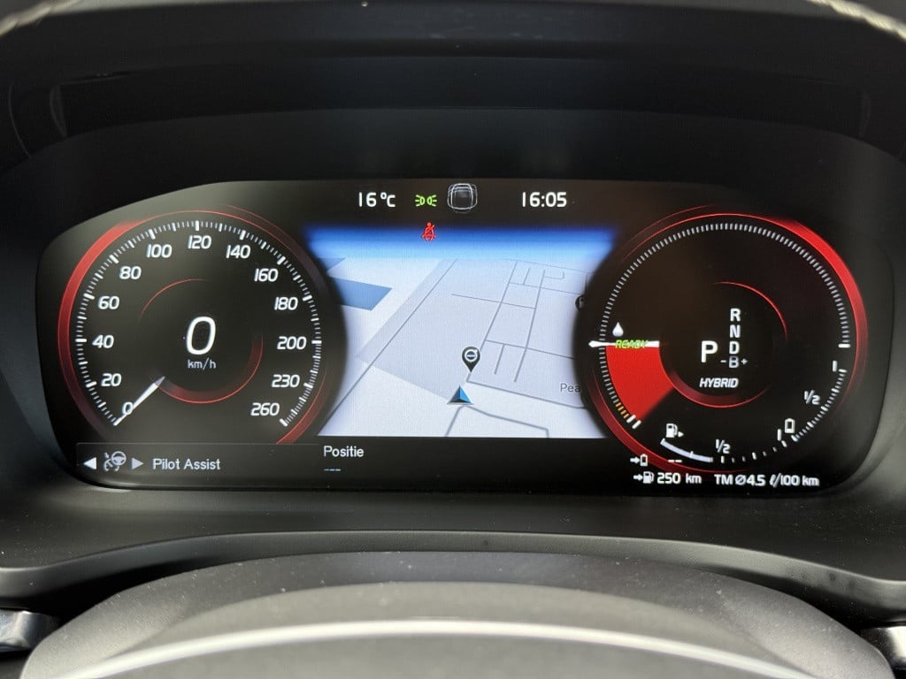 Volvo V60 t6 340pk recharge r-design| adap.cruise| trekhaak| camera| h&k s