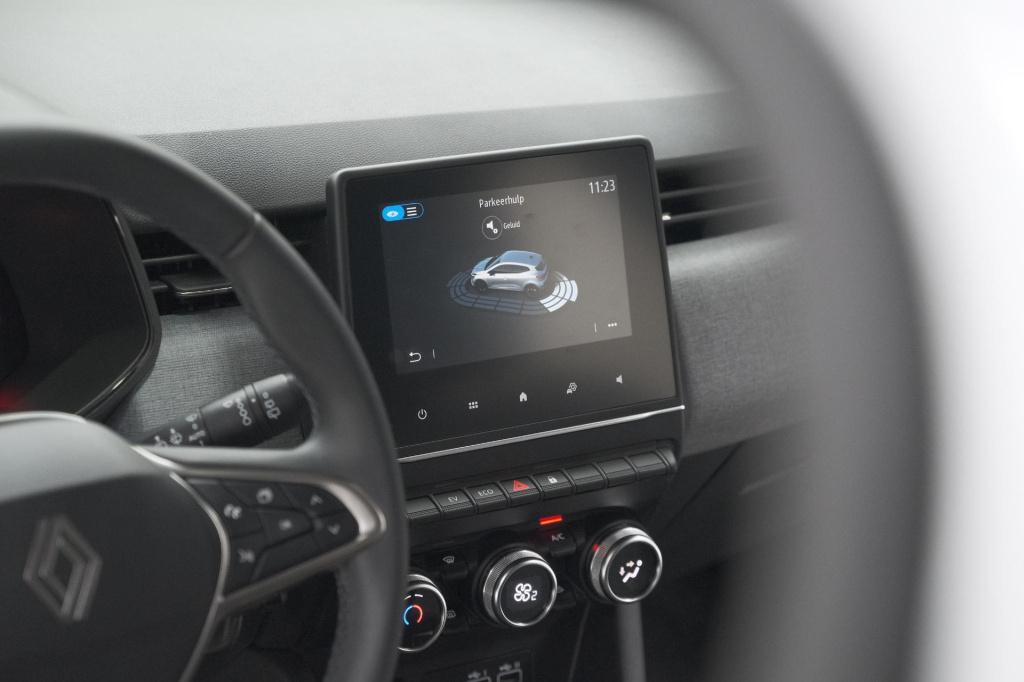 Renault Clio 1.6 e-tech full hybrid 145 evolution | apple carplay | parkeer