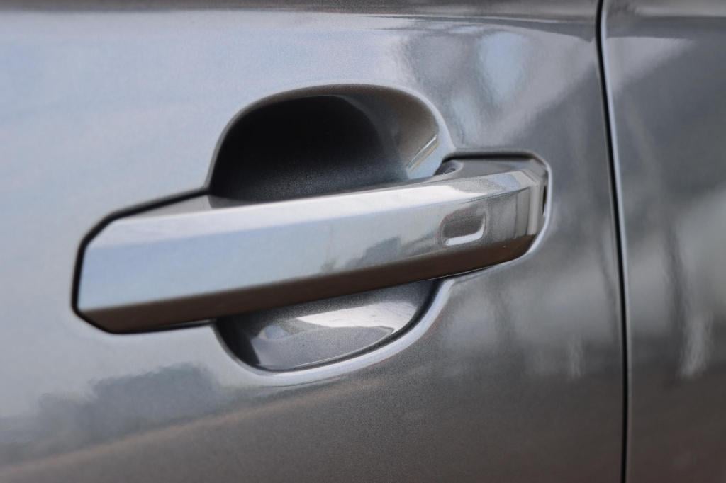 Audi Q5 55 tfsi e s line quattro 367pk s tronic | trekhaak | stoel- en stuu