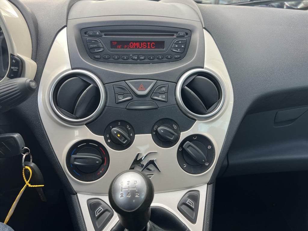 Ford KA 1.2 69pk titanium x