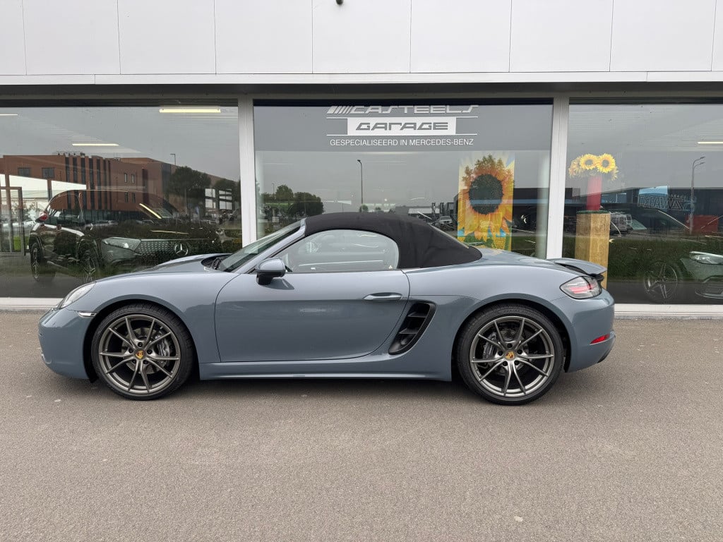 Porsche 718 boxster 2.0 automaat , porsche dealer onderhouden, 2 jaar porsc
