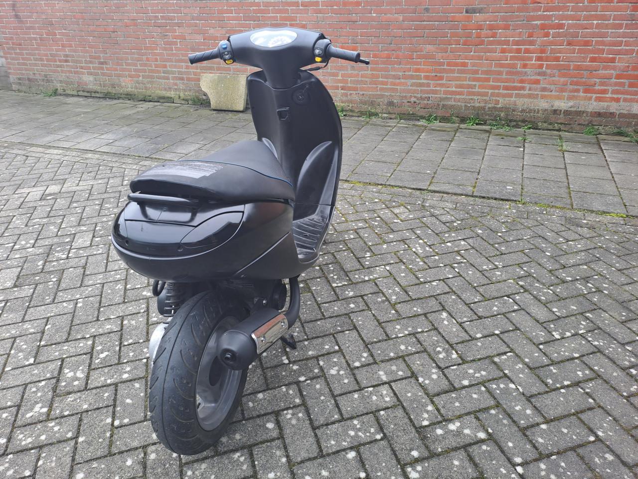 Te koop peugeot vivacity 150 euro zo meenemen