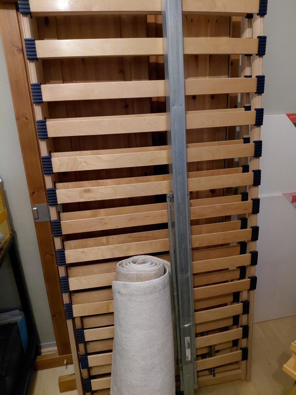 Houten ledikant met matras