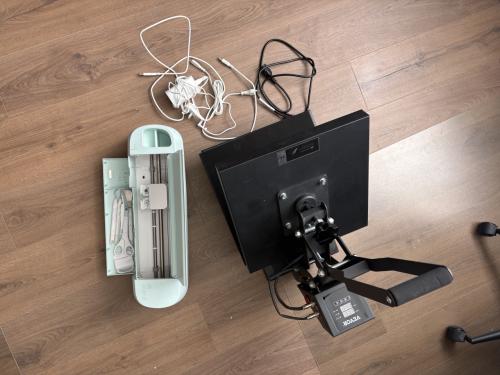 Cricut & Heat Press