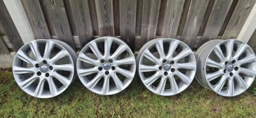 Velgen Volvo 17inch aluminium - origineel