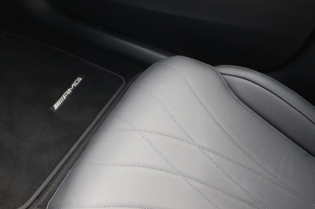 Mercedes-Benz Glc 300e 4matic amg line i nappa i digital light i panoramada