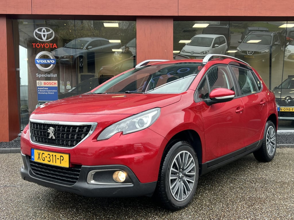 Peugeot 2008 1.2 puretech blue lion | trekhaak | navigatie