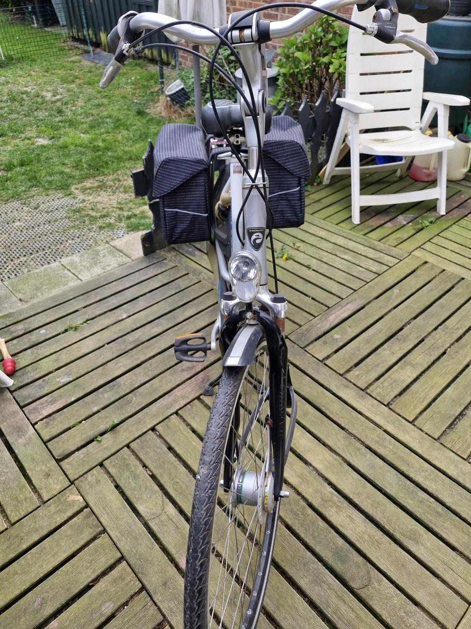 Koopje zeer mooie goede batavus damesfiets 8 versnellingen