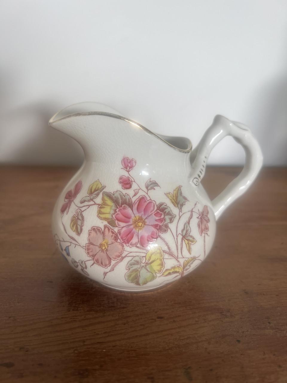 Intact thee servies van Société Céramique (Maastricht)