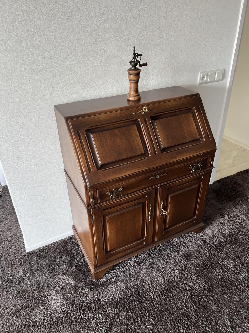 Antiek bureau