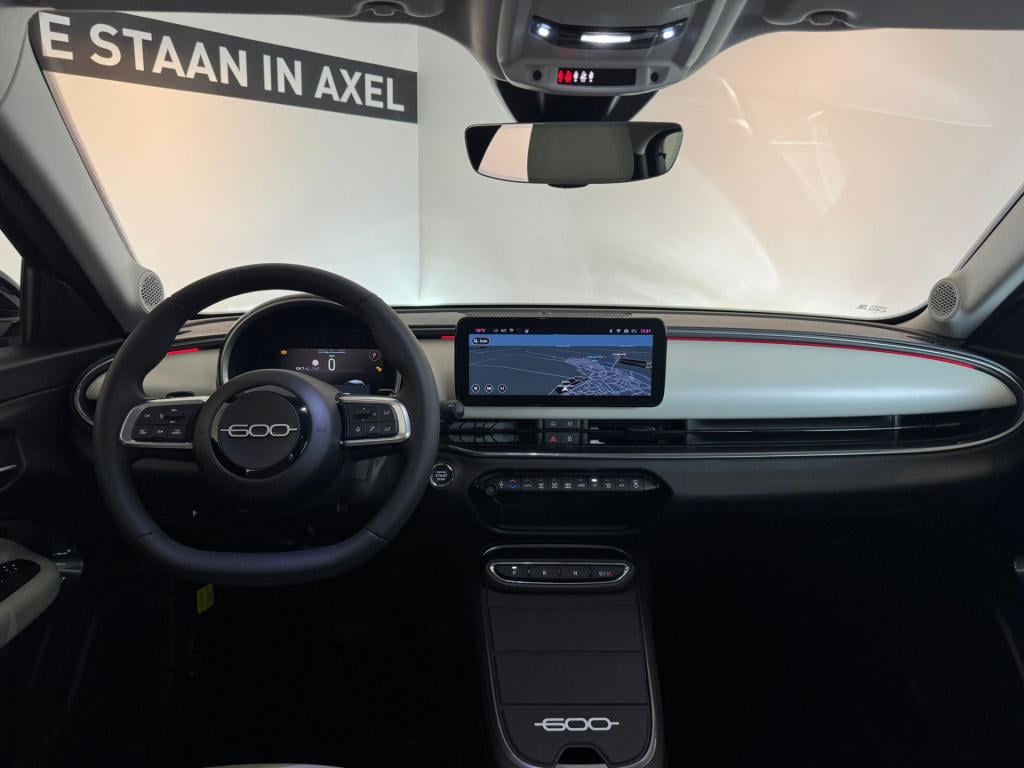 Fiat 600 1.2 hybrid la prima