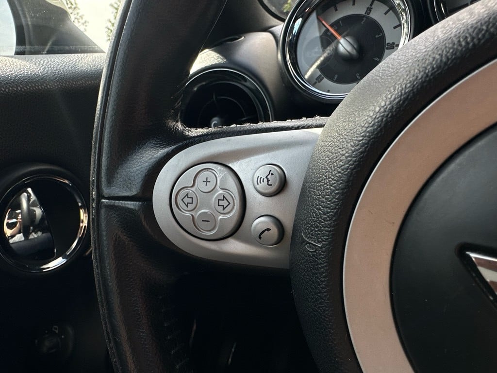 Mini Cooper Cabrio 1.6 pepper // dealeronderhouden //