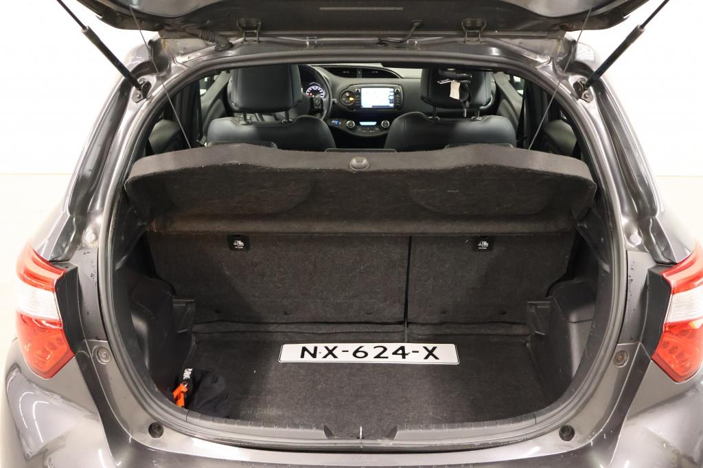 Toyota Yaris 1.5 hybrid executive