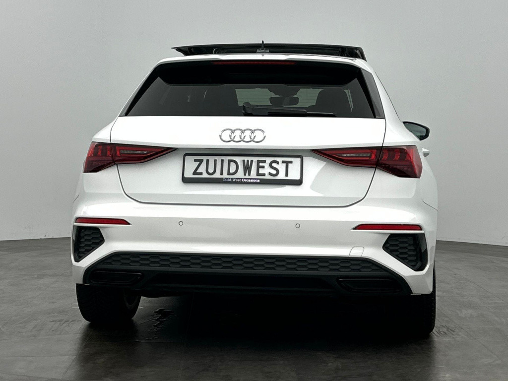 Audi A3 sportback 45 tfsi e s-line pano b&o matrix carplay