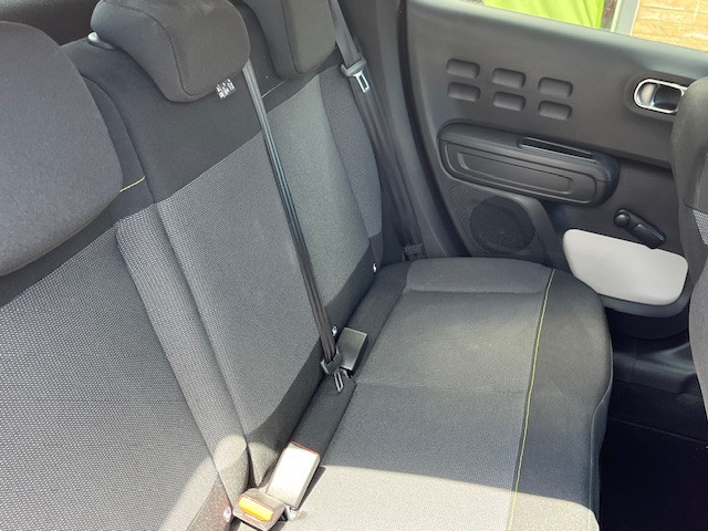 Citroen C3 1.2 puretech 82pk s&s feel edition | kleurnavigatietomtom | blue