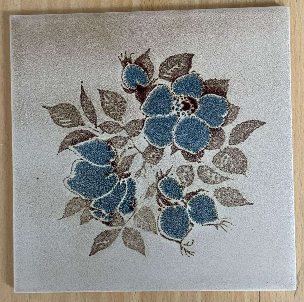 Oude bloemen tegeltjes