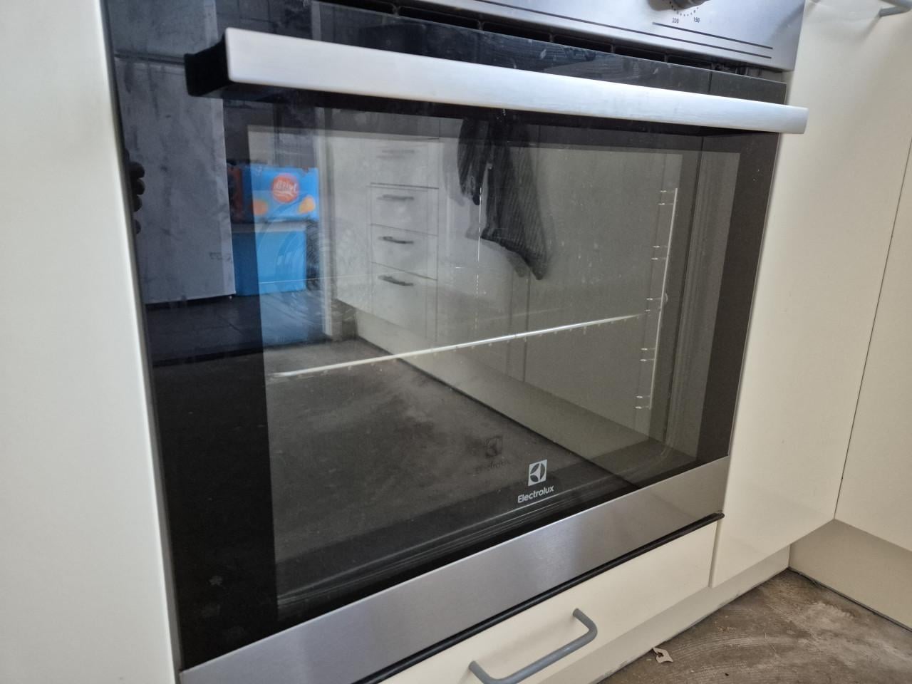 Complete keuken incl. inbouwapparatuur