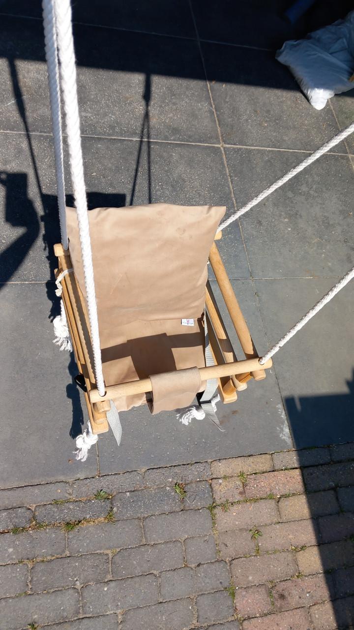 (baby) schommel