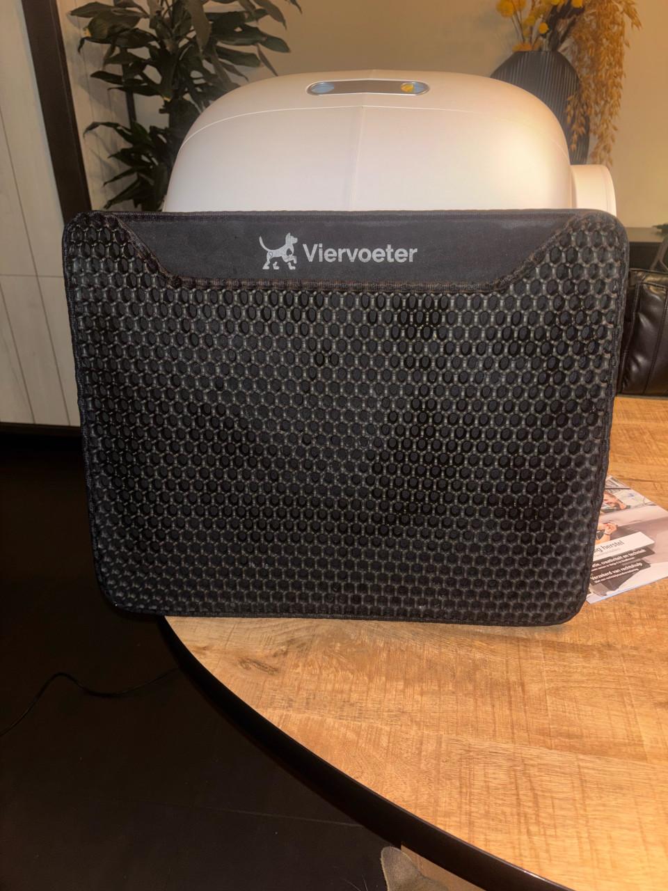 Zelfreinigende kattenbak