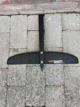 Starboard Quicklock tail+wing.