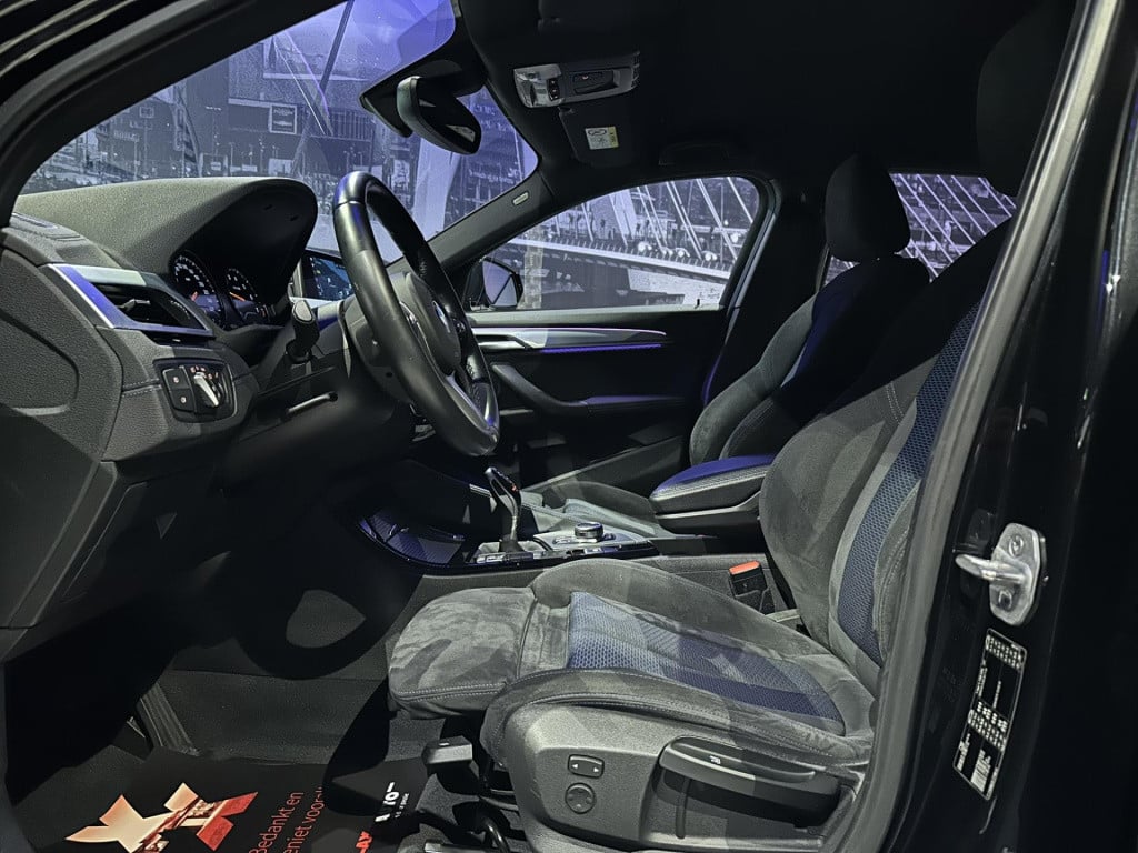 BMW X2 sdrive20i high executive m-pakket *sportstoelen*
