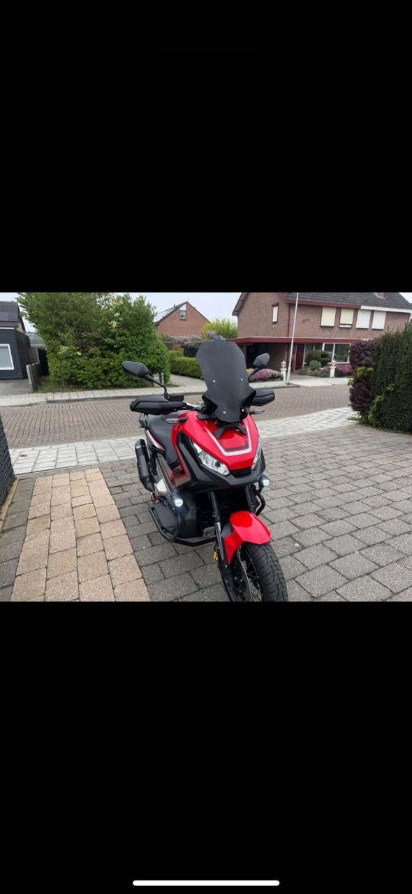 Honda x-adv 750 2019